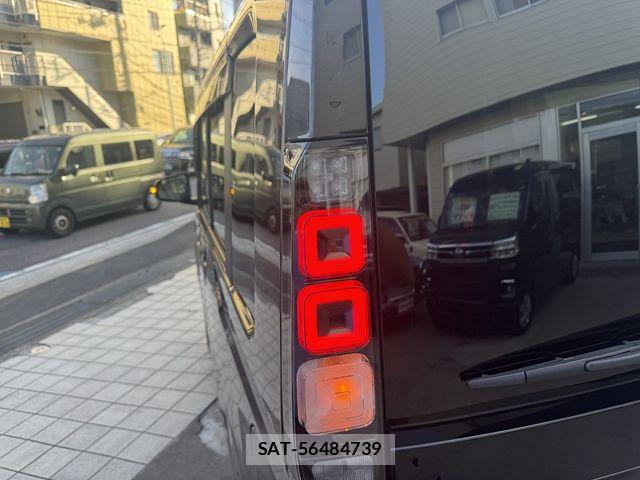 Nissan ROOX 2025-11 8209974-13