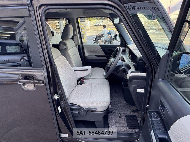 Nissan ROOX 2025-11 8209974-23