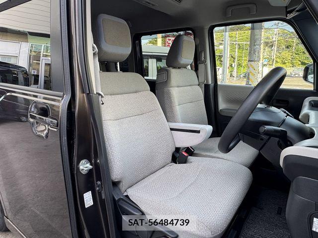 Nissan ROOX 2025-11 8209974-24