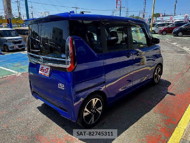 Nissan ROOX 2020-05 8209973-2