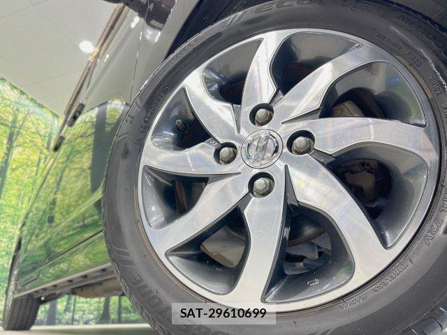 Nissan ROOX 2013-07 8209986-12
