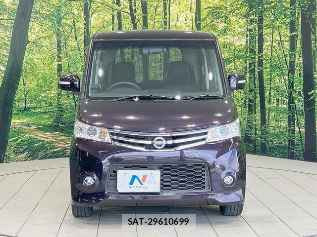 Nissan ROOX 2013-07 8209986-13