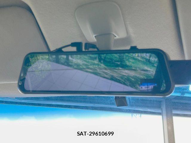 Nissan ROOX 2013-07 8209986-4