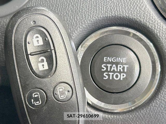 Nissan ROOX 2013-07 8209986-5