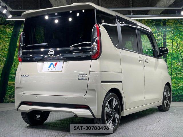 Nissan ROOX 2023-09 8209960-16