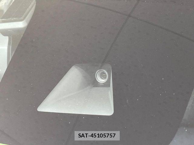 Nissan ROOX 2021-05 8209972-5