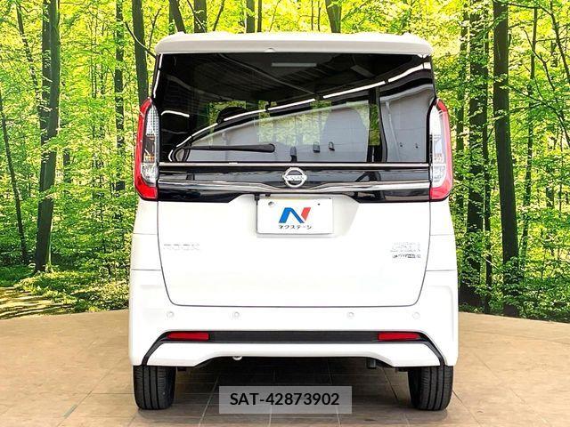 Nissan ROOX 2022-07 8209963-14