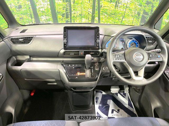 Nissan ROOX 2022-07 8209963-1