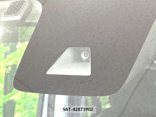 Nissan ROOX 2022-07 8209963-2