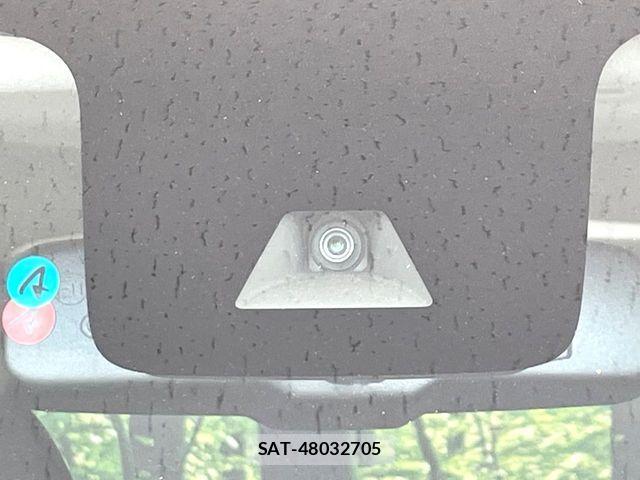 Nissan ROOX 2022-03 8209968-5