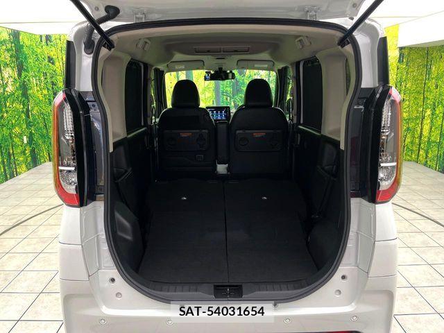 Nissan ROOX 2023-02 8209966-9