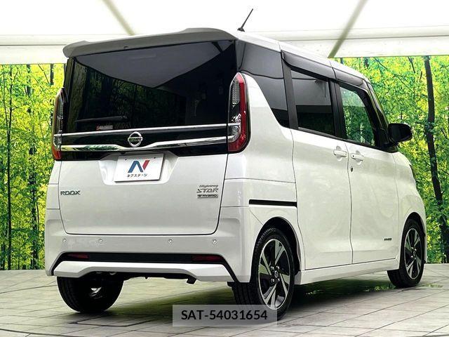 Nissan ROOX 2023-02 8209966-16