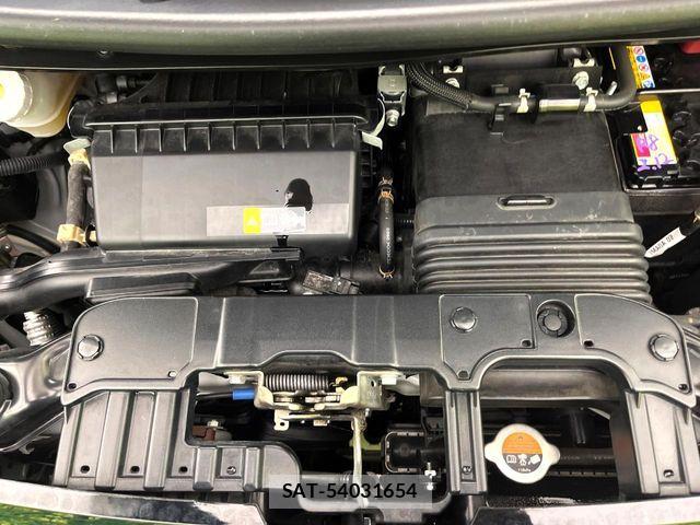 Nissan ROOX 2023-02 8209966-17