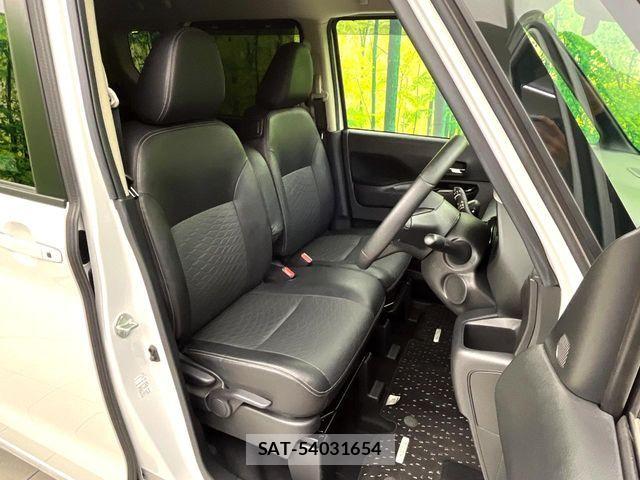 Nissan ROOX 2023-02 8209966-7