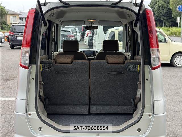 Nissan ROOX 2010-01 8209985-10