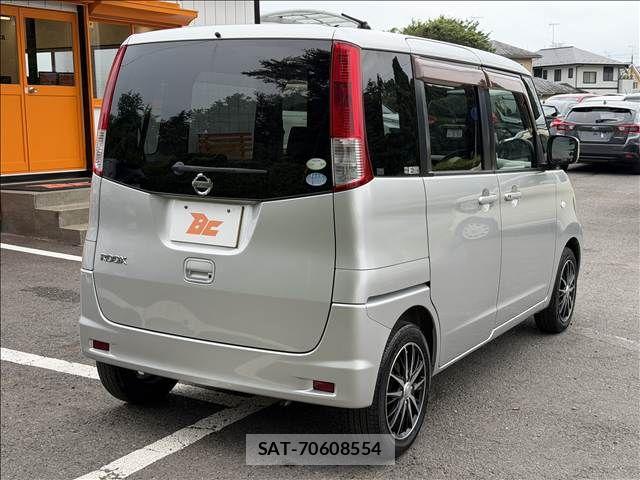 Nissan ROOX 2010-01 8209985-23