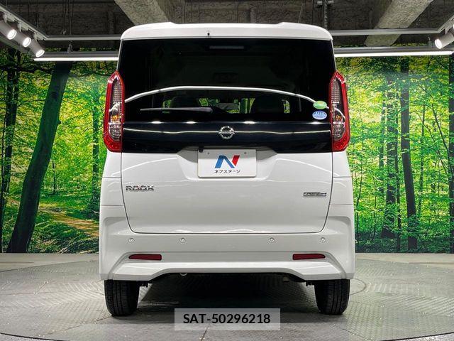 Nissan ROOX 2020-11 8209981-14