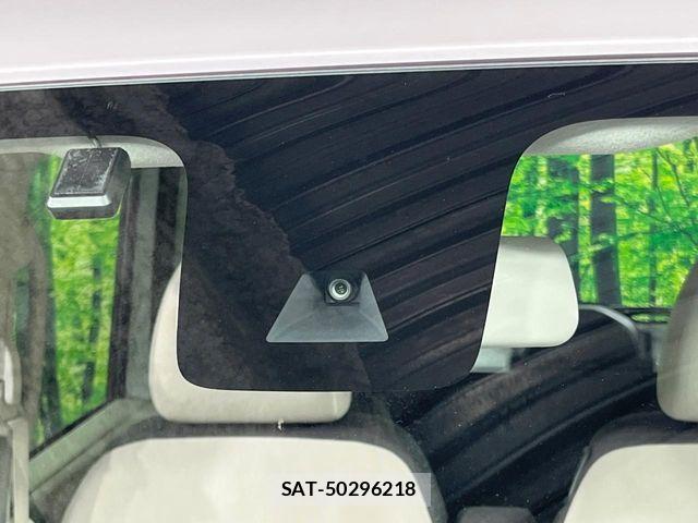 Nissan ROOX 2020-11 8209981-4