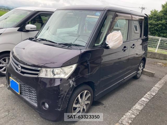 Nissan ROOX 2011-05 8231652-1