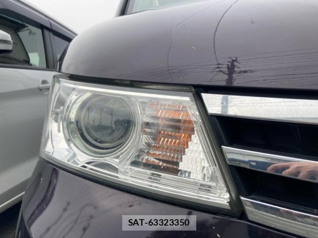 Nissan ROOX 2011-05 8231652-4