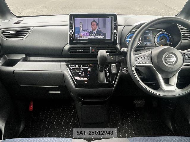 Nissan ROOX 2021-07 8231646-1