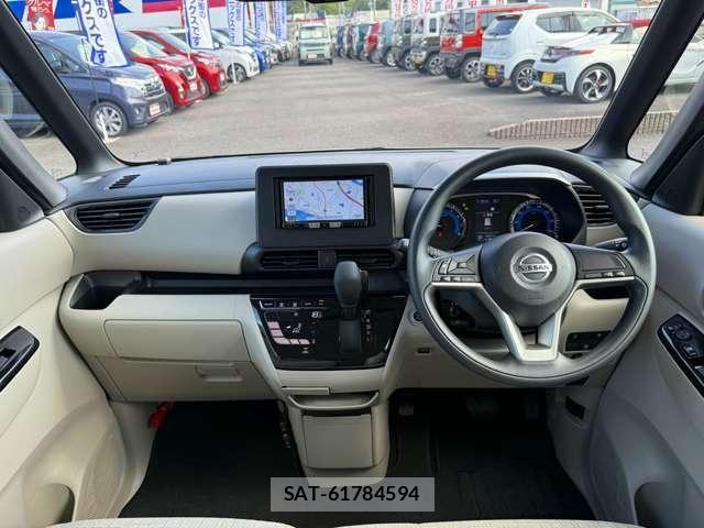 Nissan ROOX 2022-06 8246571-1