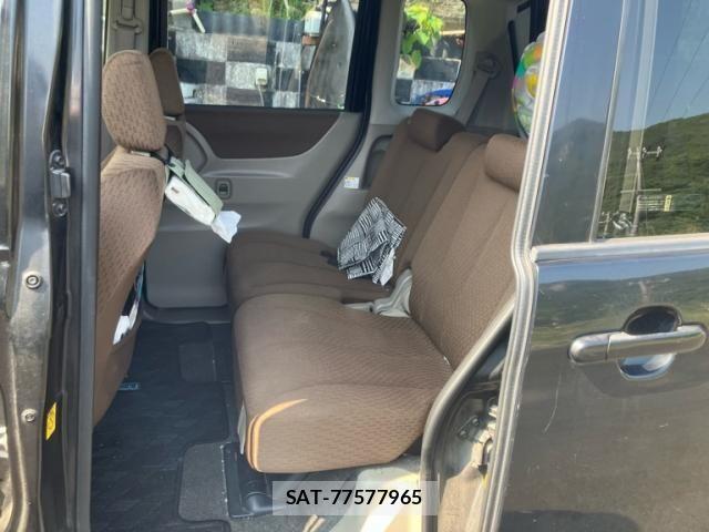 Nissan ROOX 2011-09 8246573-13