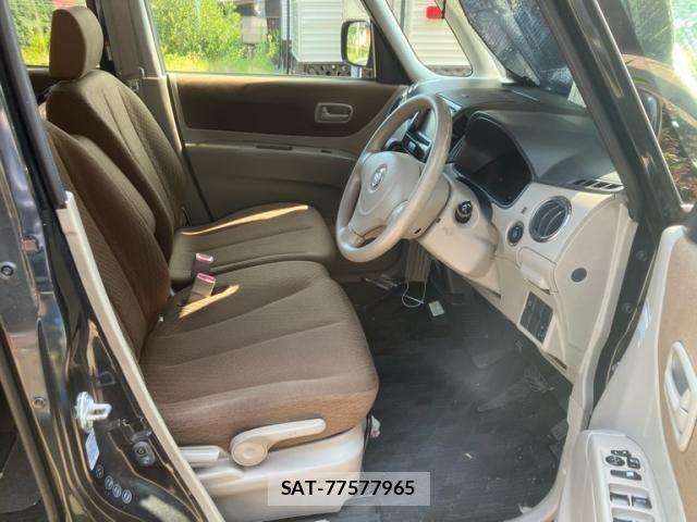 Nissan ROOX 2011-09 8246573-15