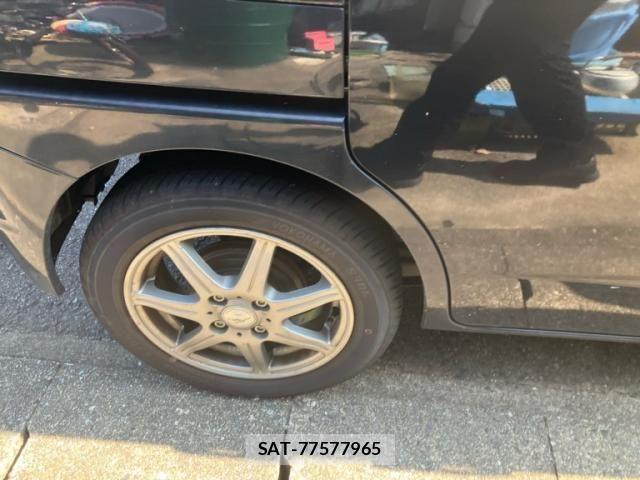 Nissan ROOX 2011-09 8246573-5