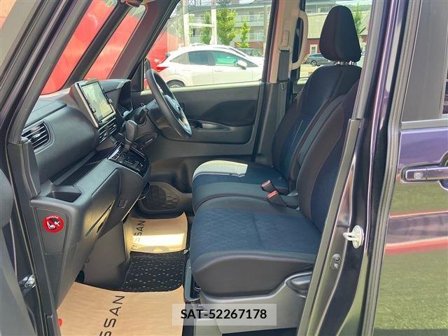 Nissan ROOX 2022-06 8246568-13