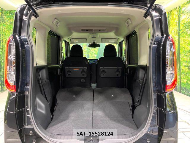 Nissan ROOX 2025-04 8246558-9