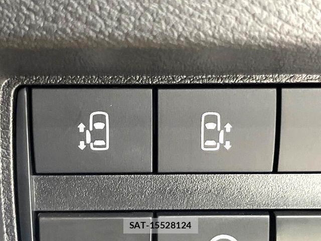Nissan ROOX 2025-04 8246558-5