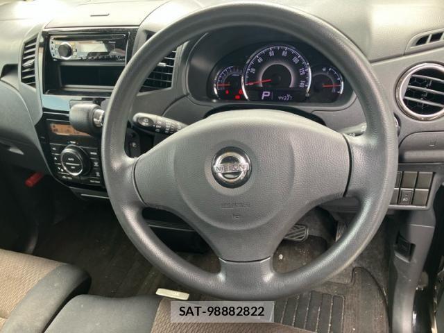 Nissan ROOX 2012-02 8246572-10