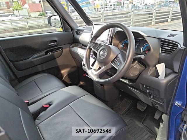 Nissan ROOX 2021-11 8246562-12