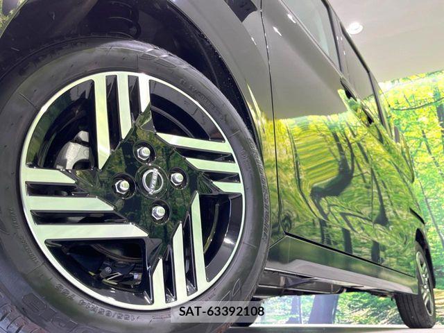 Nissan ROOX 2025-07 8246556-12