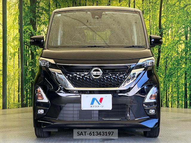 Nissan ROOX 2021-09 8246561-13