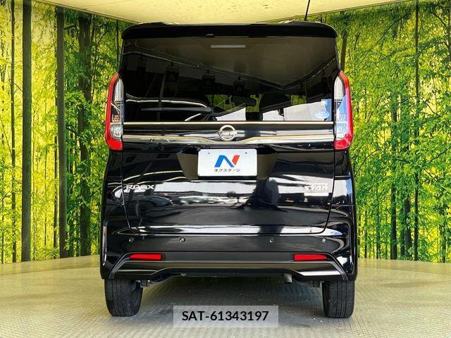 Nissan ROOX 2021-09 8246561-14