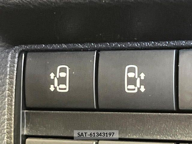 Nissan ROOX 2021-09 8246561-4