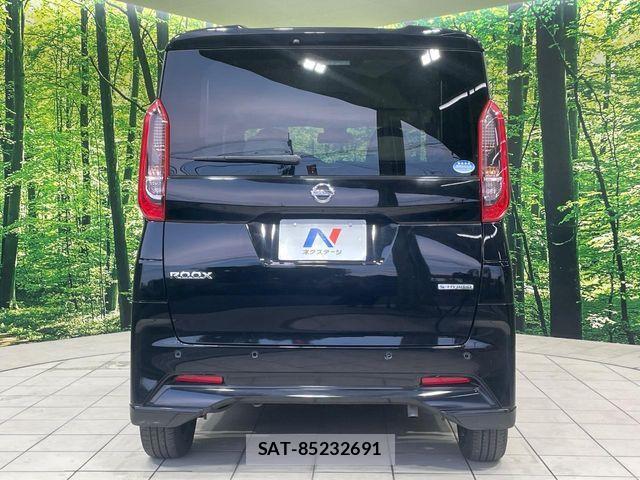 Nissan ROOX 2021-07 8316834-14