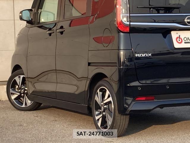 Nissan ROOX 2023-12 8316822-16