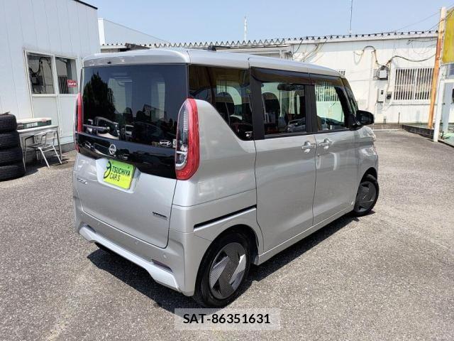 Nissan ROOX 2023-12 8316811-11