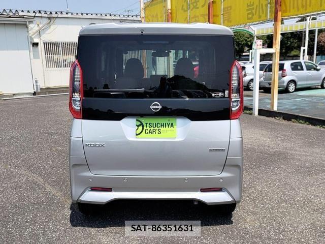 Nissan ROOX 2023-12 8316811-24
