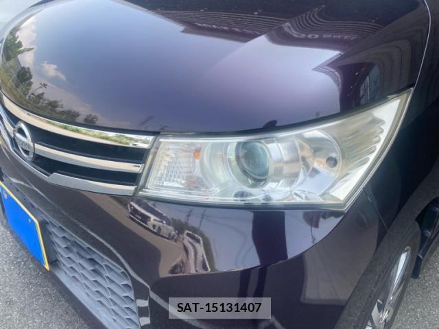 Nissan ROOX 2011-11 8316852-4