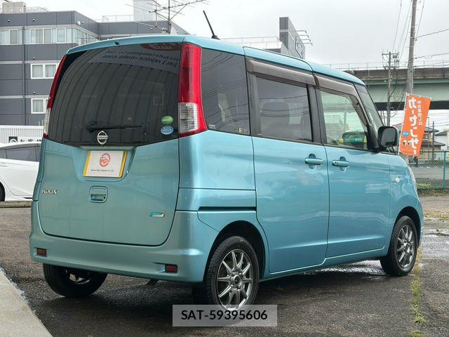 Nissan ROOX 2012-10 8316841-1
