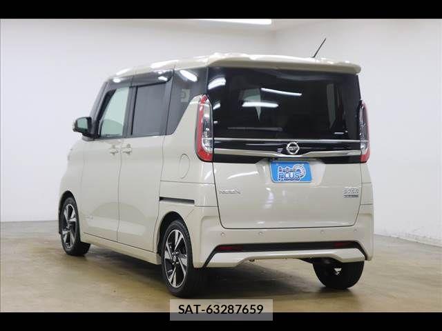 Nissan ROOX 2022-05 8316804-19