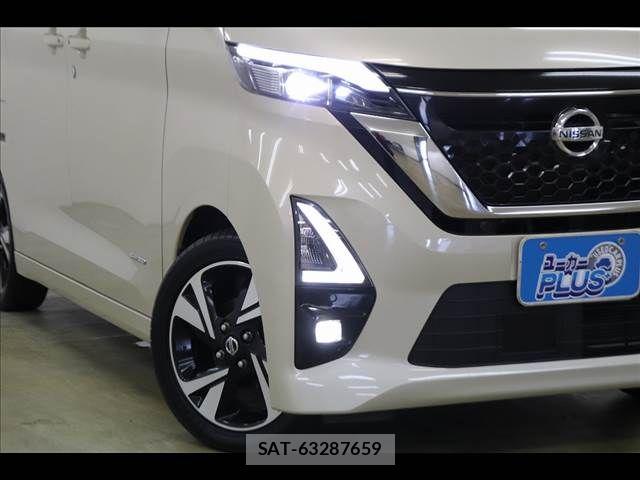 Nissan ROOX 2022-05 8316804-22