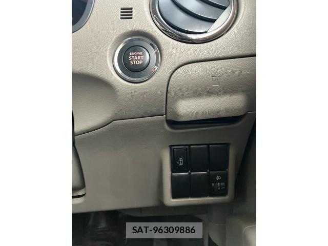 Nissan ROOX 2011-08 8316853-9
