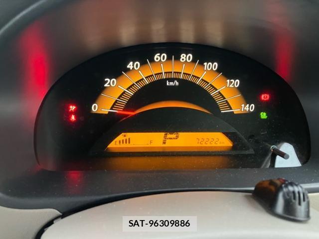 Nissan ROOX 2011-08 8316853-11