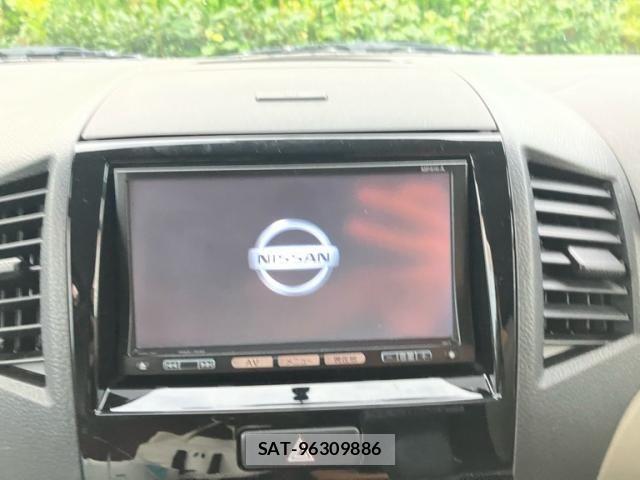 Nissan ROOX 2011-08 8316853-13