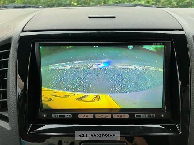 Nissan ROOX 2011-08 8316853-14